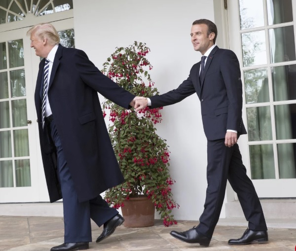 macron_szereti_trumpot_3
